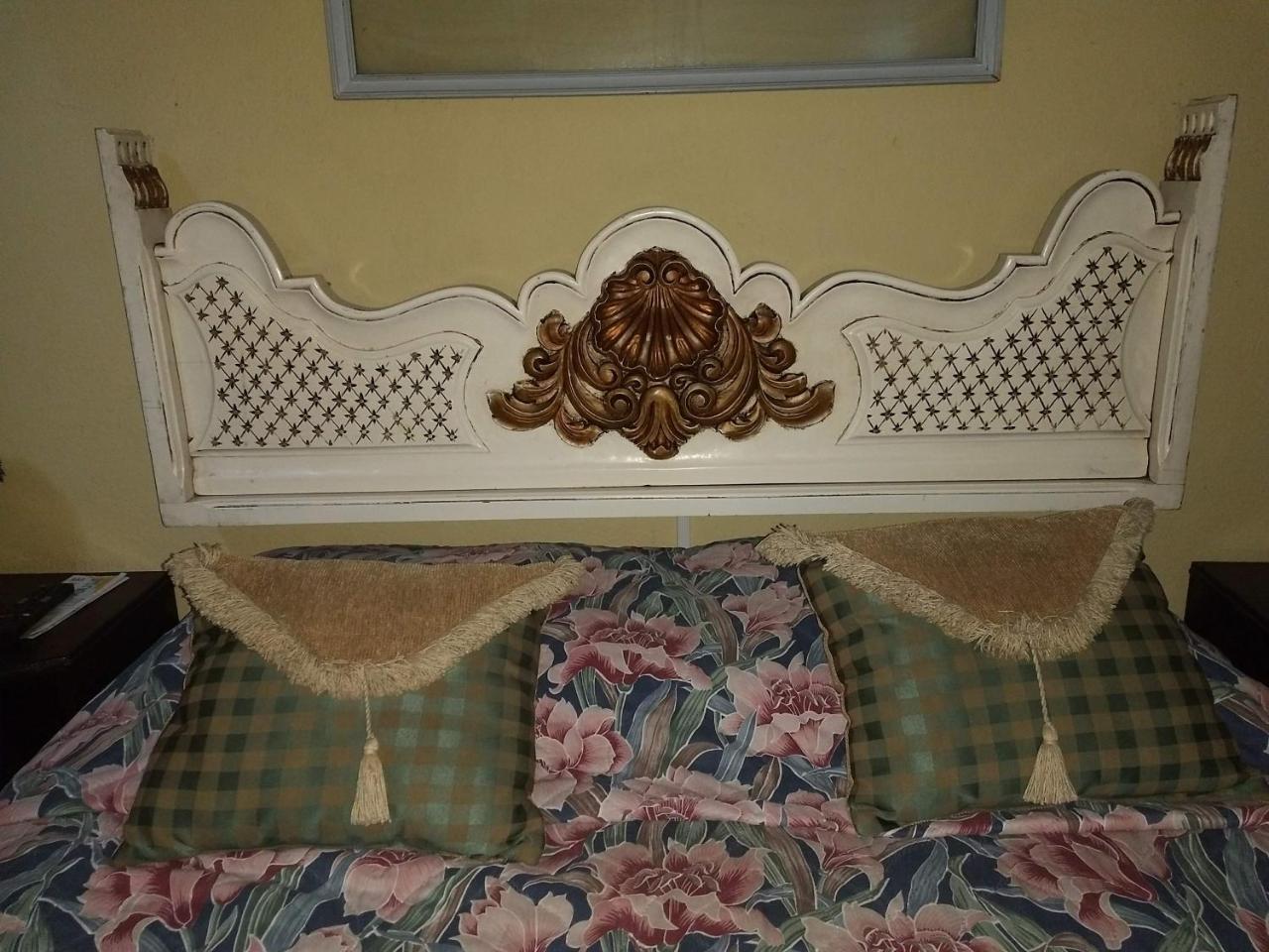 Give House Bed & Breakfast Guatemala City Luaran gambar