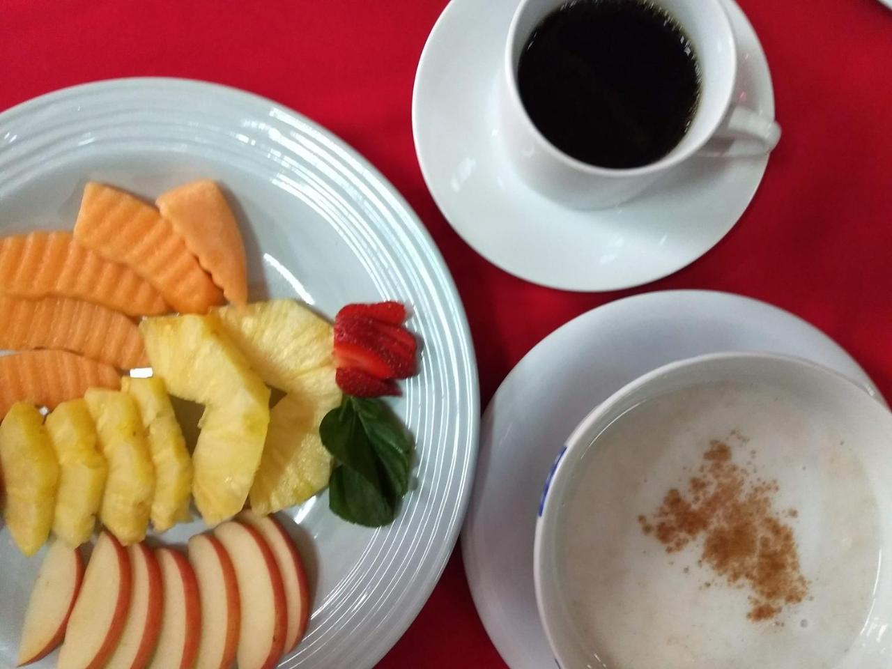 Give House Bed & Breakfast Guatemala City Luaran gambar