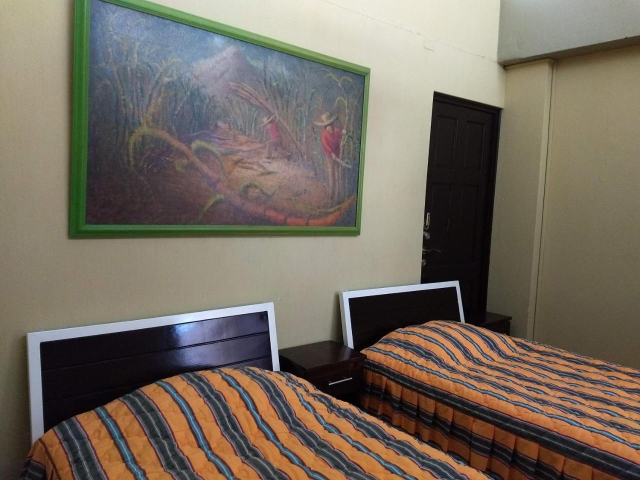 Give House Bed & Breakfast Guatemala City Luaran gambar