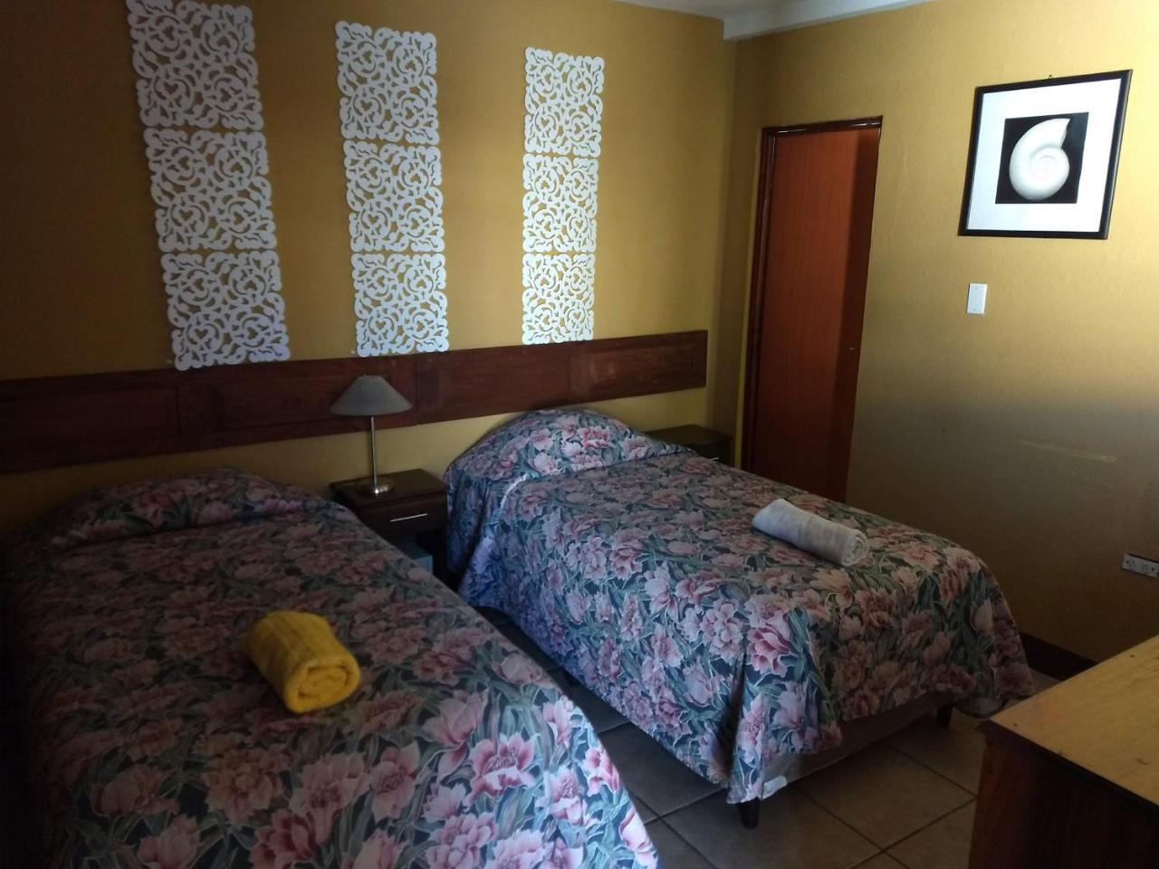 Give House Bed & Breakfast Guatemala City Luaran gambar