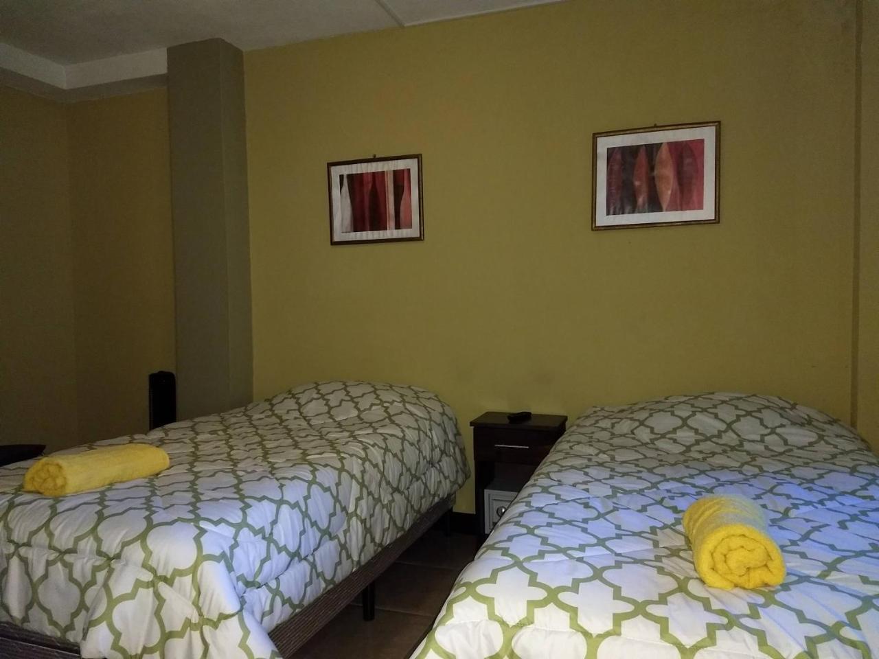 Give House Bed & Breakfast Guatemala City Luaran gambar