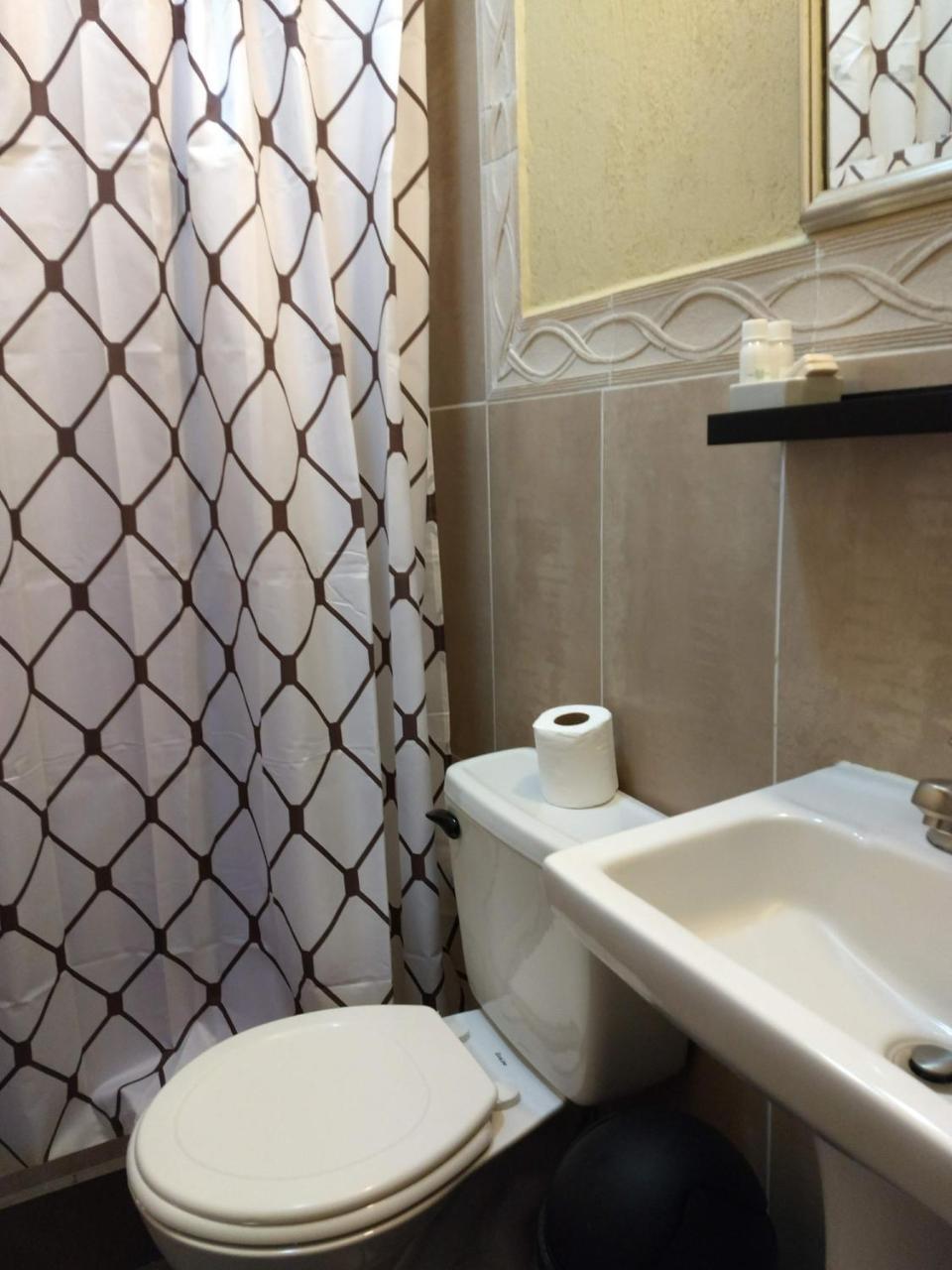 Give House Bed & Breakfast Guatemala City Luaran gambar
